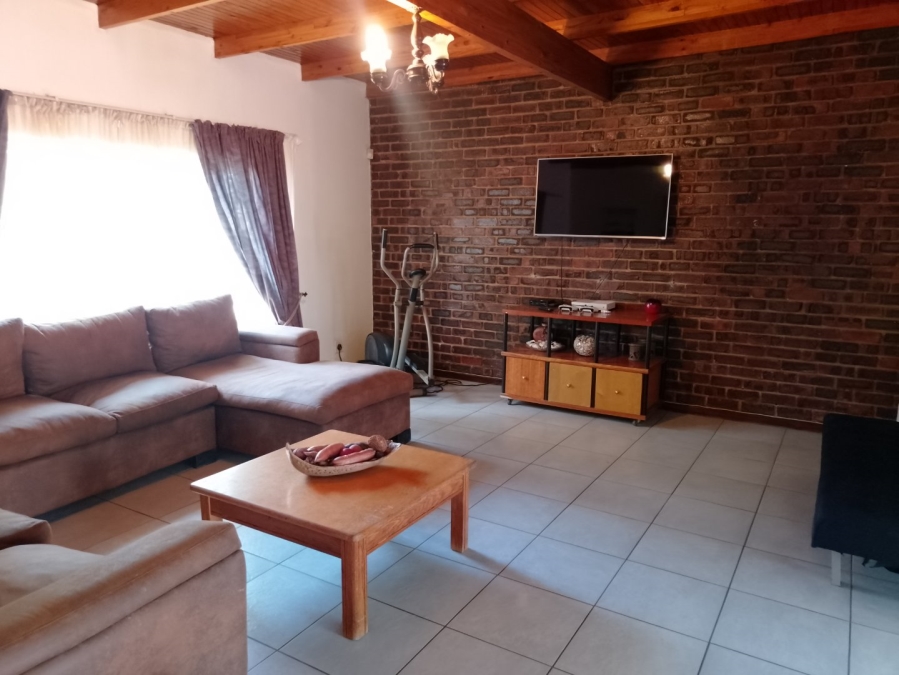 5 Bedroom Property for Sale in Murrayfield Gauteng