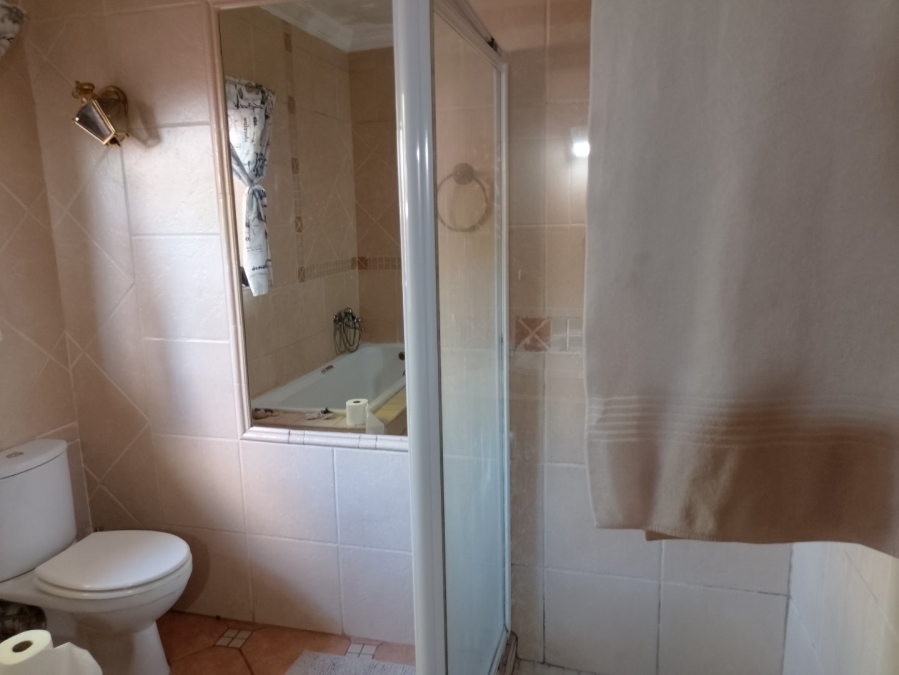 5 Bedroom Property for Sale in Murrayfield Gauteng