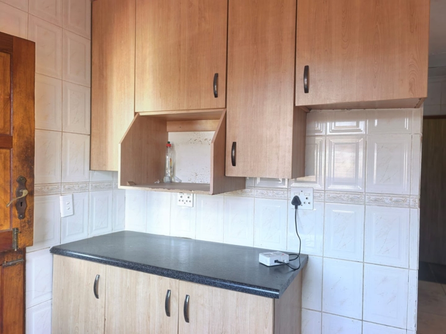 7 Bedroom Property for Sale in Payneville Gauteng