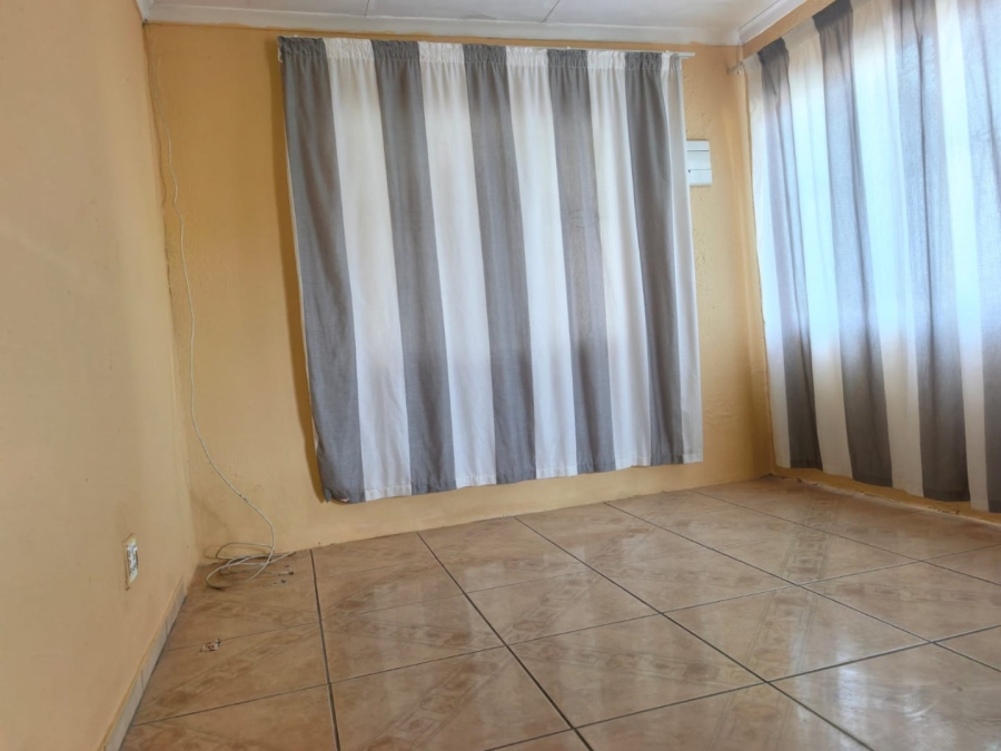 7 Bedroom Property for Sale in Payneville Gauteng