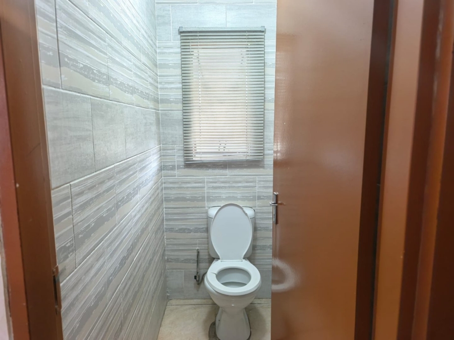 7 Bedroom Property for Sale in Payneville Gauteng