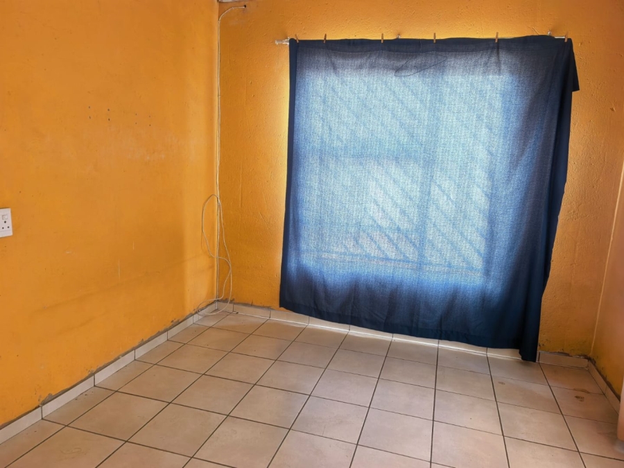 7 Bedroom Property for Sale in Payneville Gauteng
