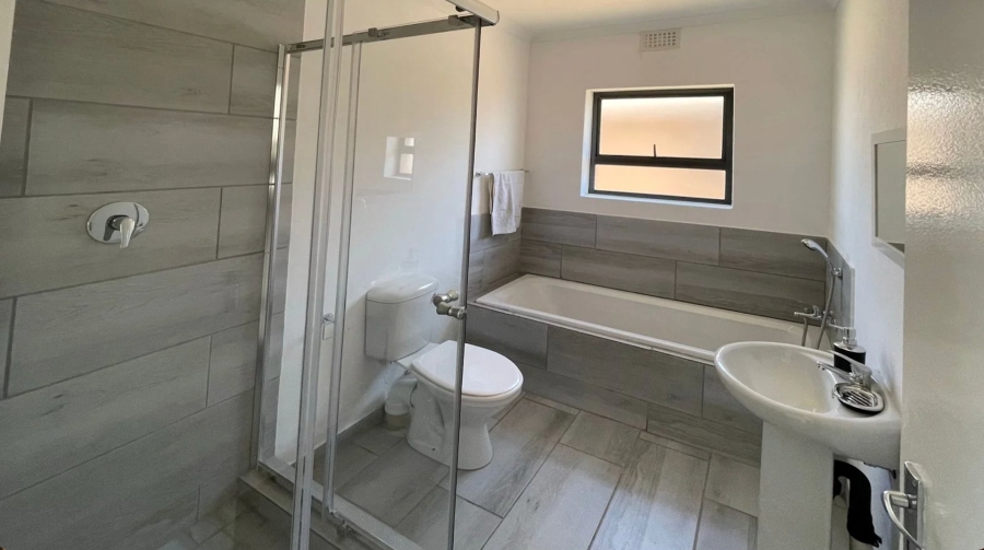 To Let 2 Bedroom Property for Rent in Alrode Gauteng