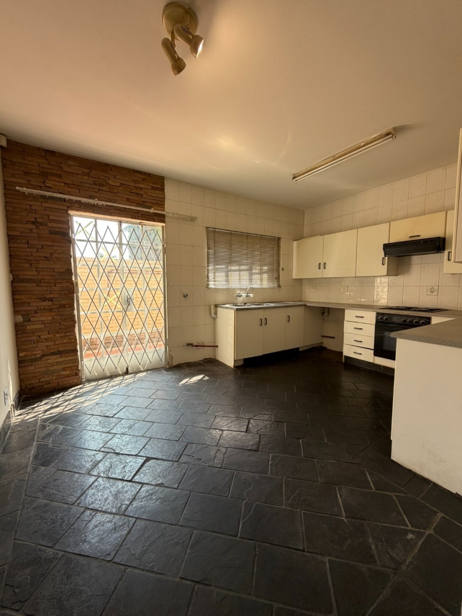 2 Bedroom Property for Sale in New Redruth Gauteng