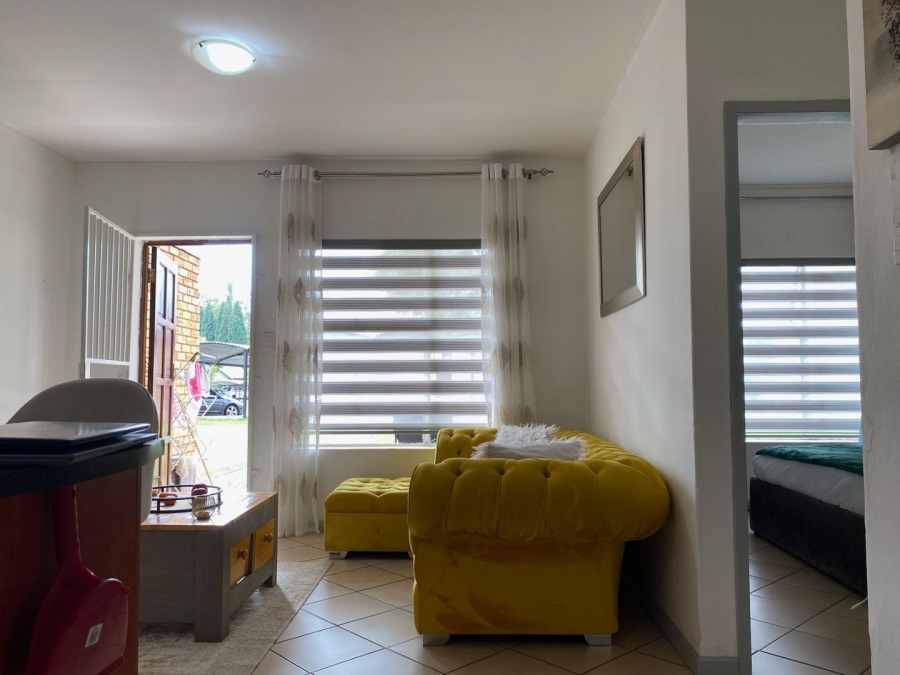 2 Bedroom Property for Sale in Honeypark Gauteng