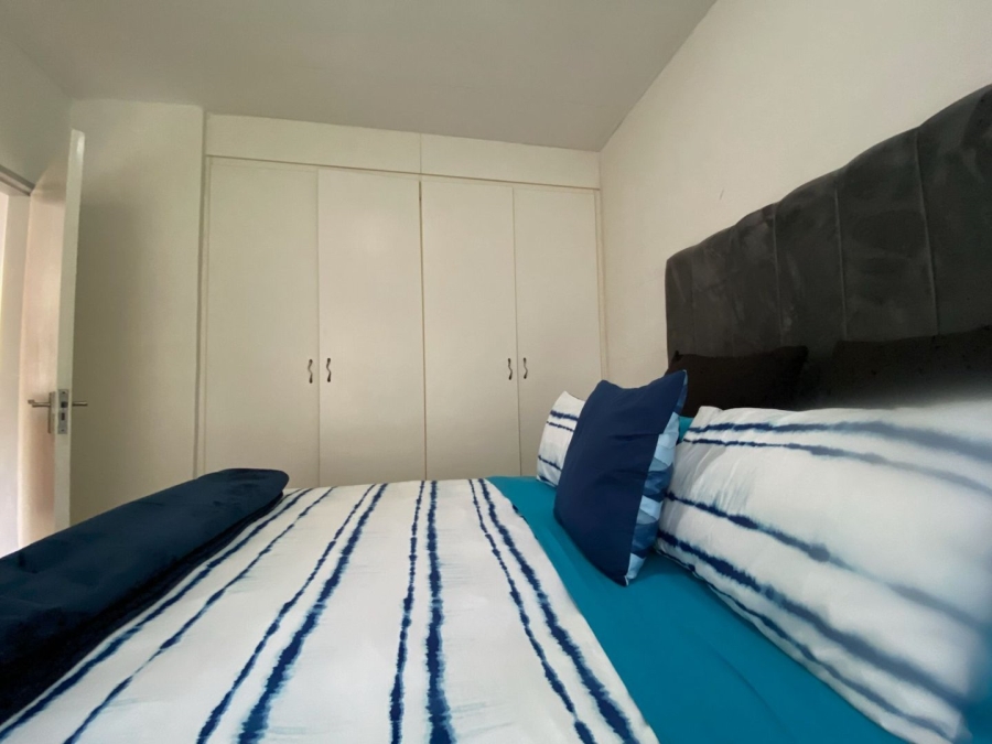 2 Bedroom Property for Sale in Honeypark Gauteng