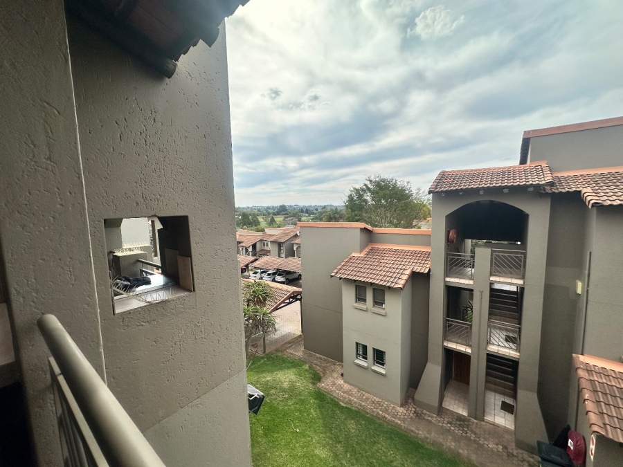 3 Bedroom Property for Sale in Waterford Estates Gauteng