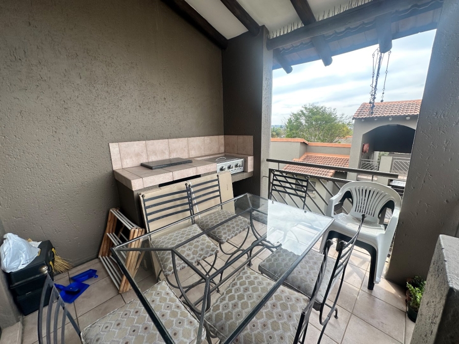 3 Bedroom Property for Sale in Waterford Estates Gauteng
