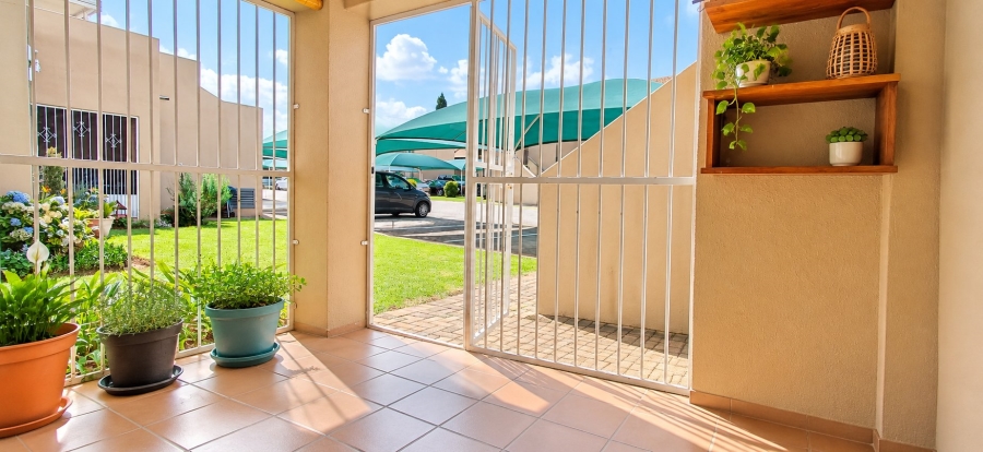 2 Bedroom Property for Sale in Beyers Park Gauteng