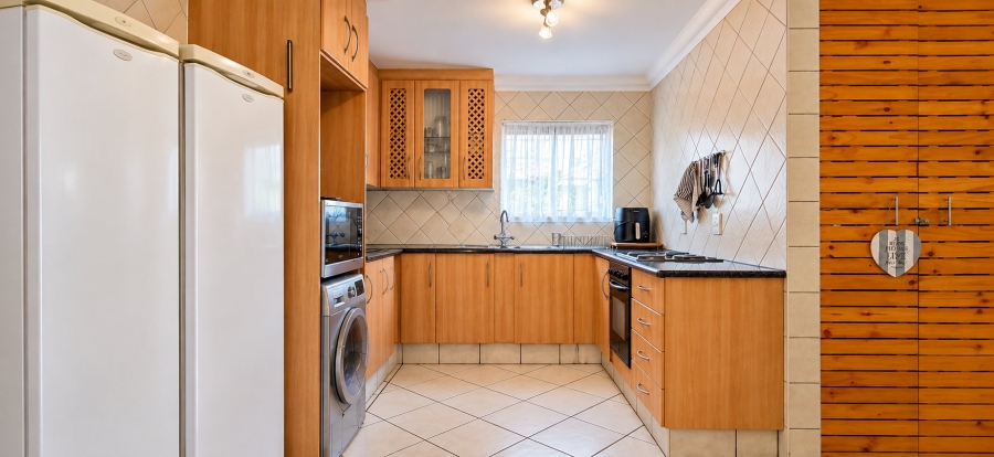 2 Bedroom Property for Sale in Beyers Park Gauteng