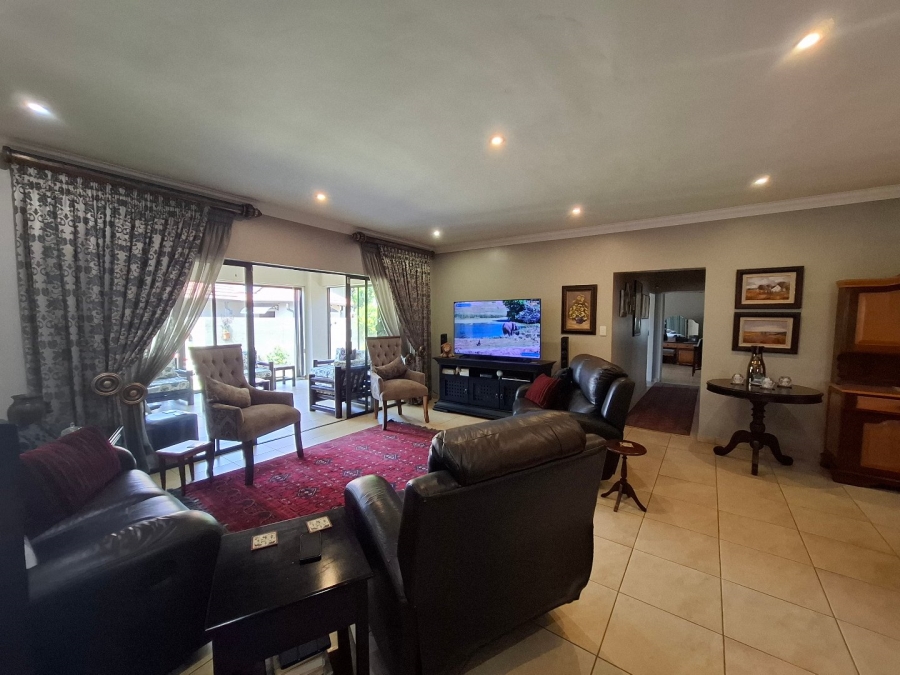 3 Bedroom Property for Sale in Raslouw Manor Gauteng