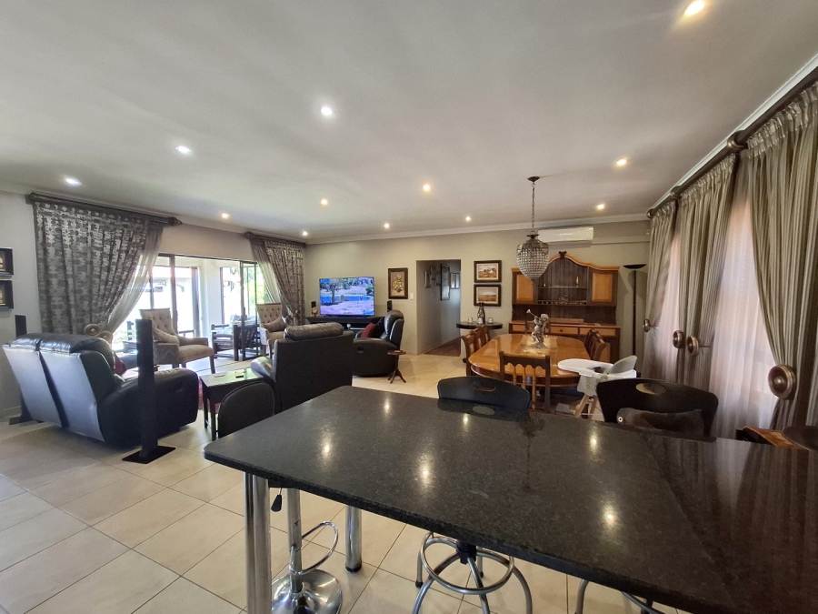 3 Bedroom Property for Sale in Raslouw Manor Gauteng