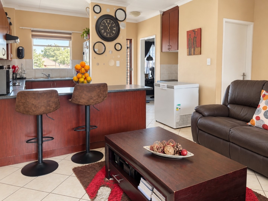 2 Bedroom Property for Sale in Honeypark Gauteng
