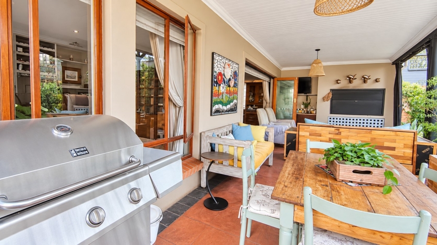 4 Bedroom Property for Sale in Hennopspark Gauteng