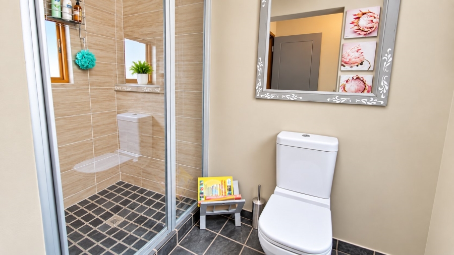 4 Bedroom Property for Sale in Hennopspark Gauteng