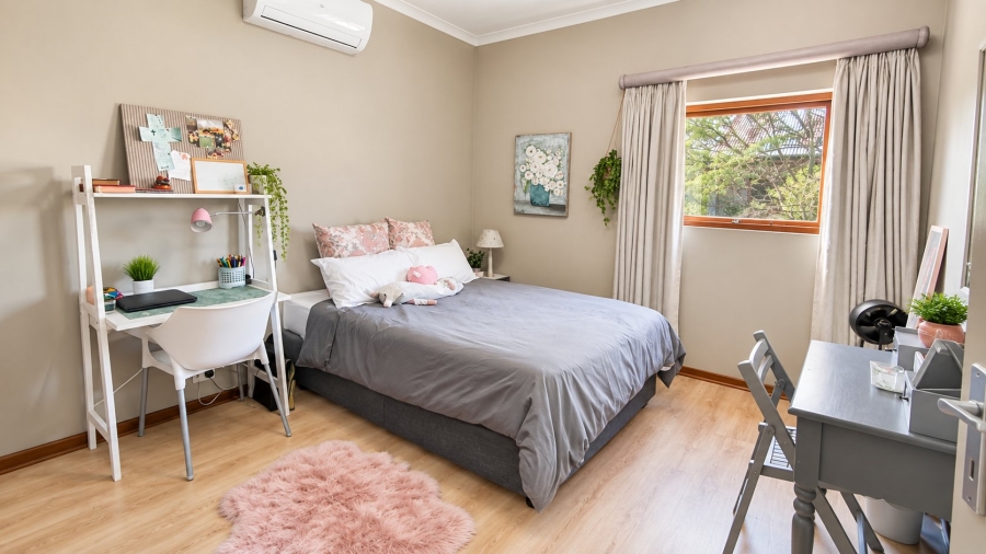 4 Bedroom Property for Sale in Hennopspark Gauteng