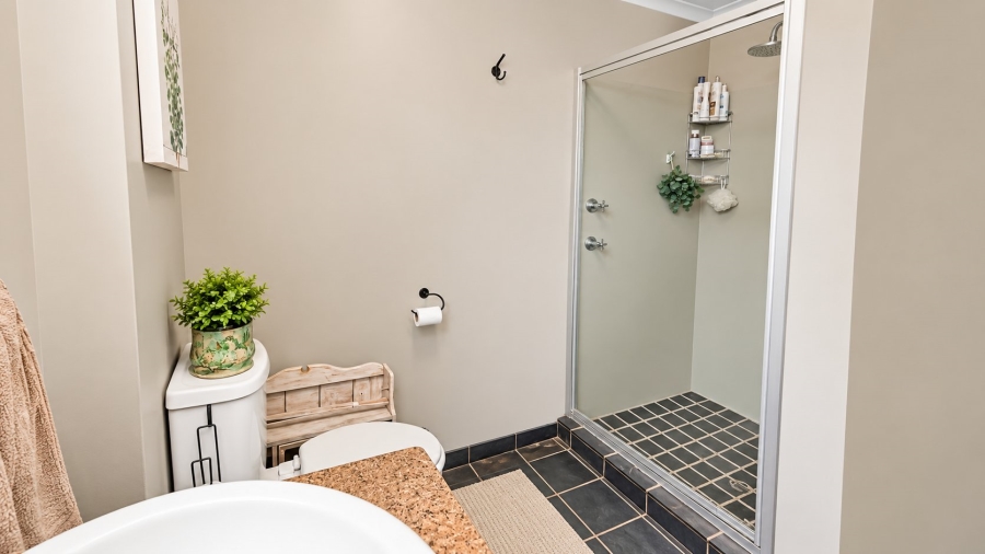 4 Bedroom Property for Sale in Hennopspark Gauteng