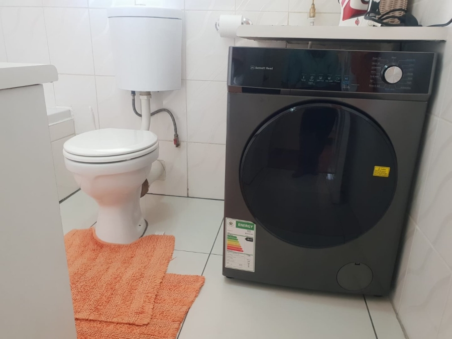 3 Bedroom Property for Sale in Mondeor Gauteng