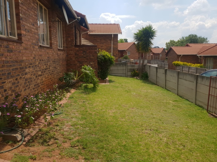 3 Bedroom Property for Sale in Mondeor Gauteng