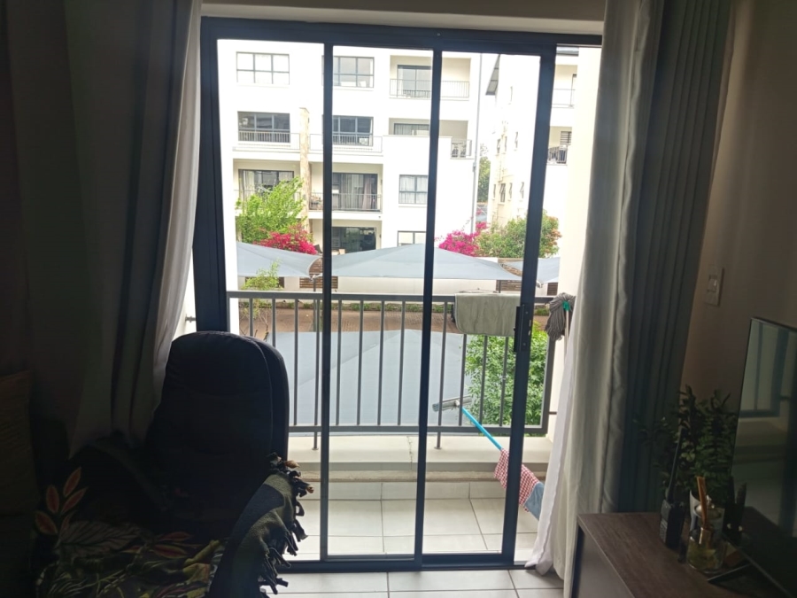 1 Bedroom Property for Sale in Crowthorne AH Gauteng