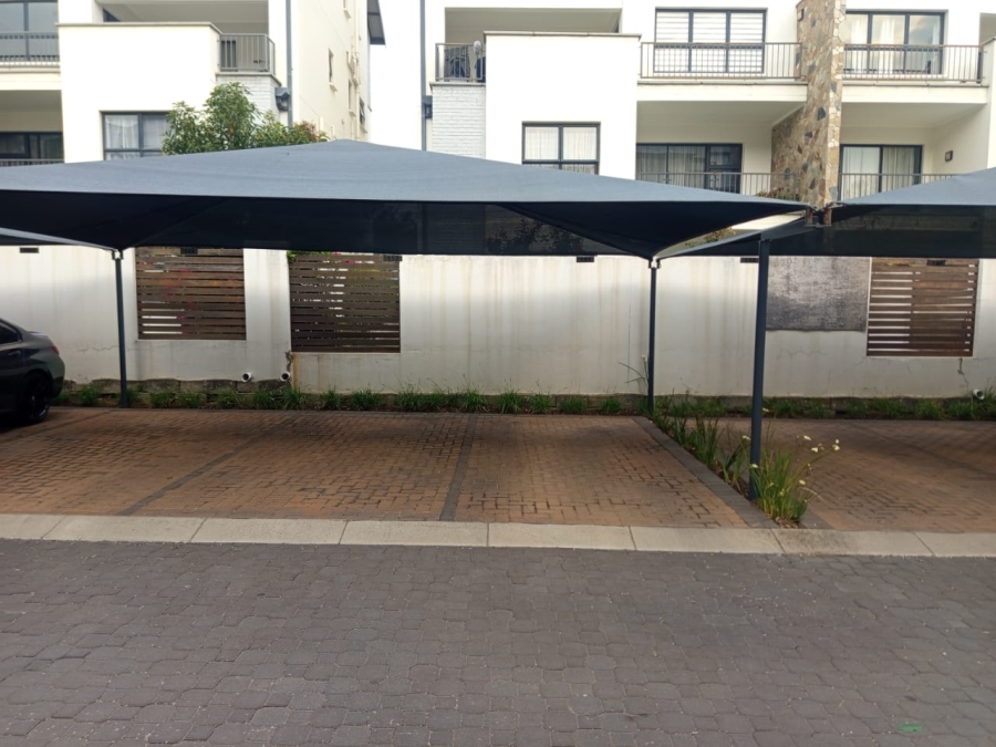 1 Bedroom Property for Sale in Crowthorne AH Gauteng
