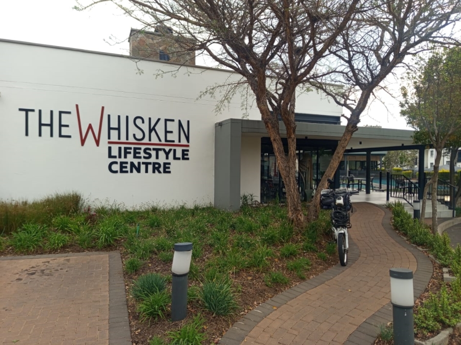 1 Bedroom Property for Sale in Crowthorne AH Gauteng