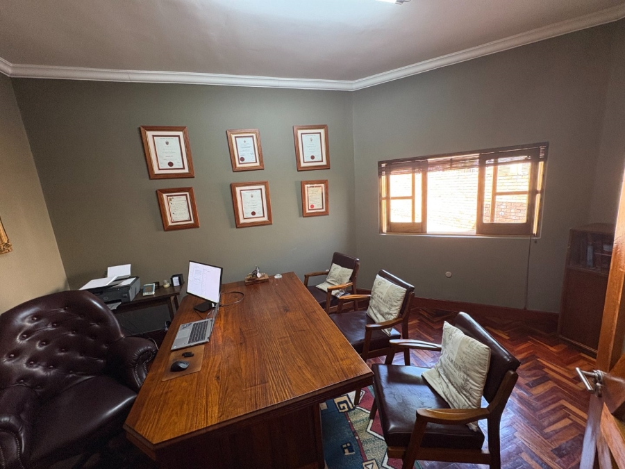 4 Bedroom Property for Sale in Garsfontein Gauteng