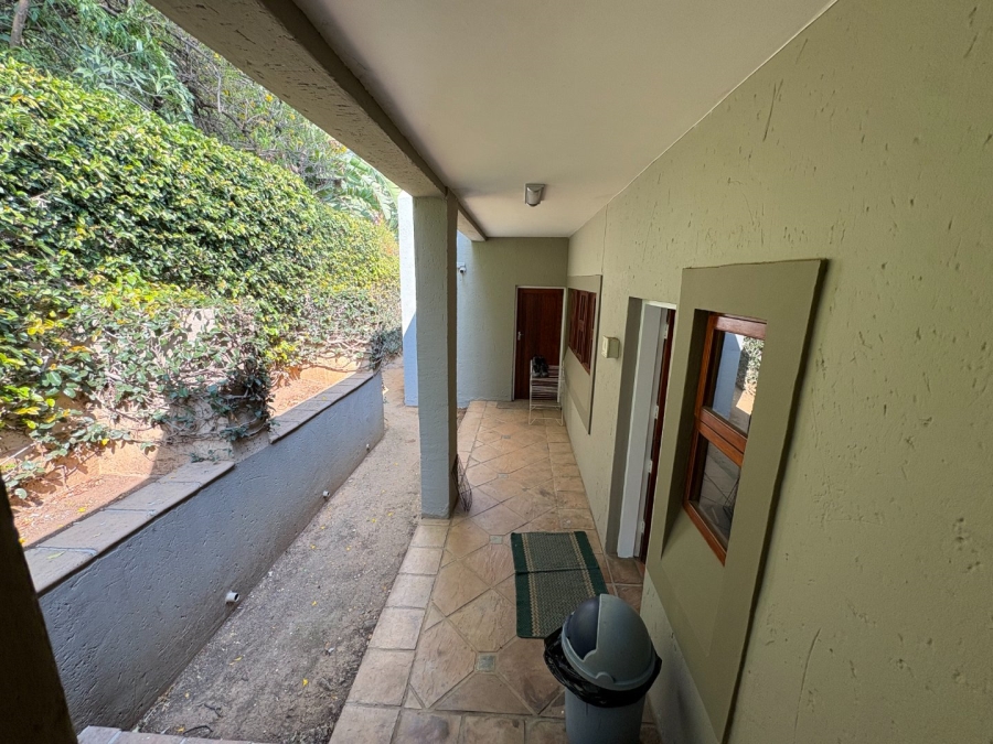 4 Bedroom Property for Sale in Garsfontein Gauteng
