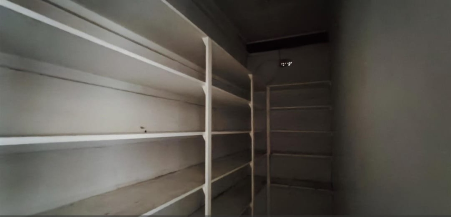6 Bedroom Property for Sale in Terenure Gauteng