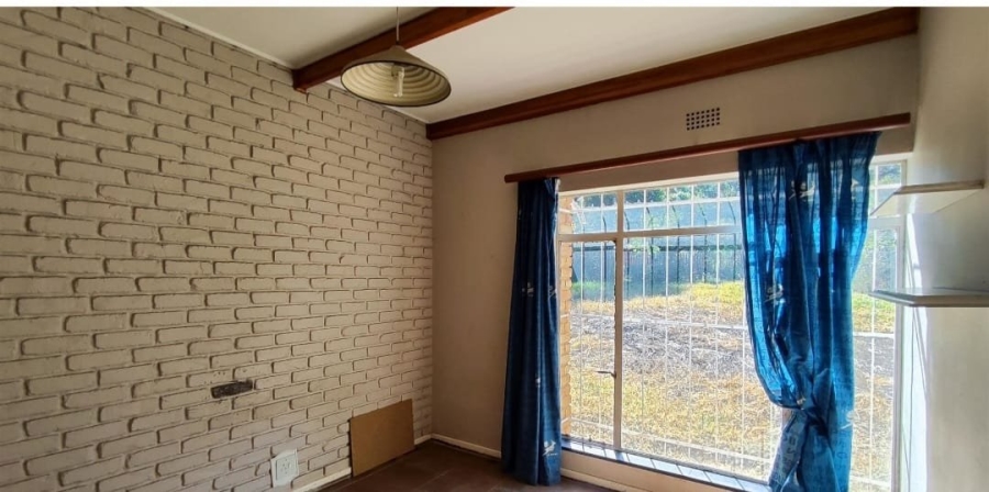 6 Bedroom Property for Sale in Terenure Gauteng