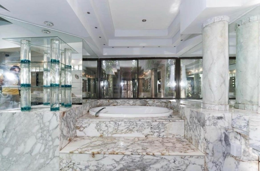 To Let 8 Bedroom Property for Rent in Atholl Gauteng