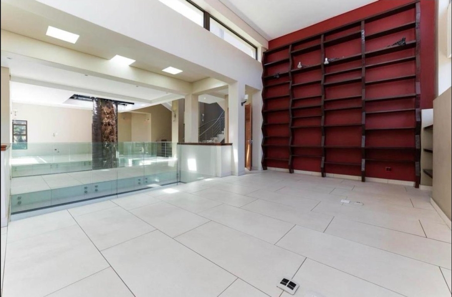 To Let 8 Bedroom Property for Rent in Atholl Gauteng