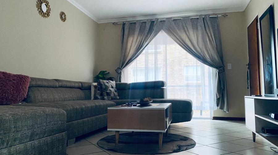 2 Bedroom Property for Sale in Halfway House Gauteng