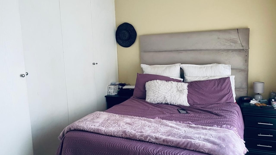 2 Bedroom Property for Sale in Halfway House Gauteng