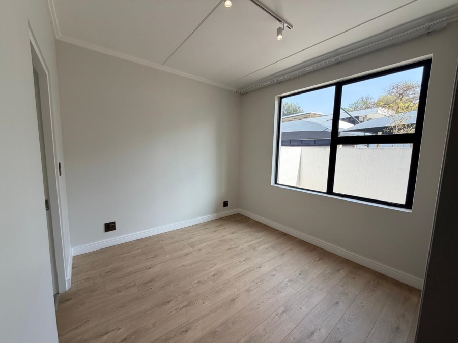To Let 2 Bedroom Property for Rent in Sandringham Gauteng