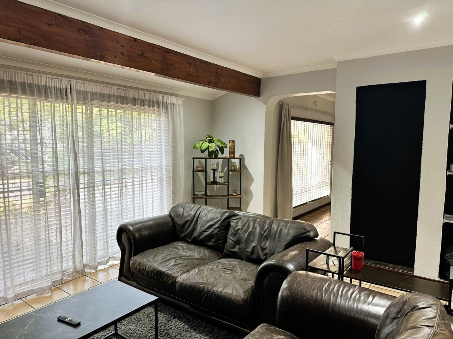 To Let 3 Bedroom Property for Rent in Northwold Gauteng