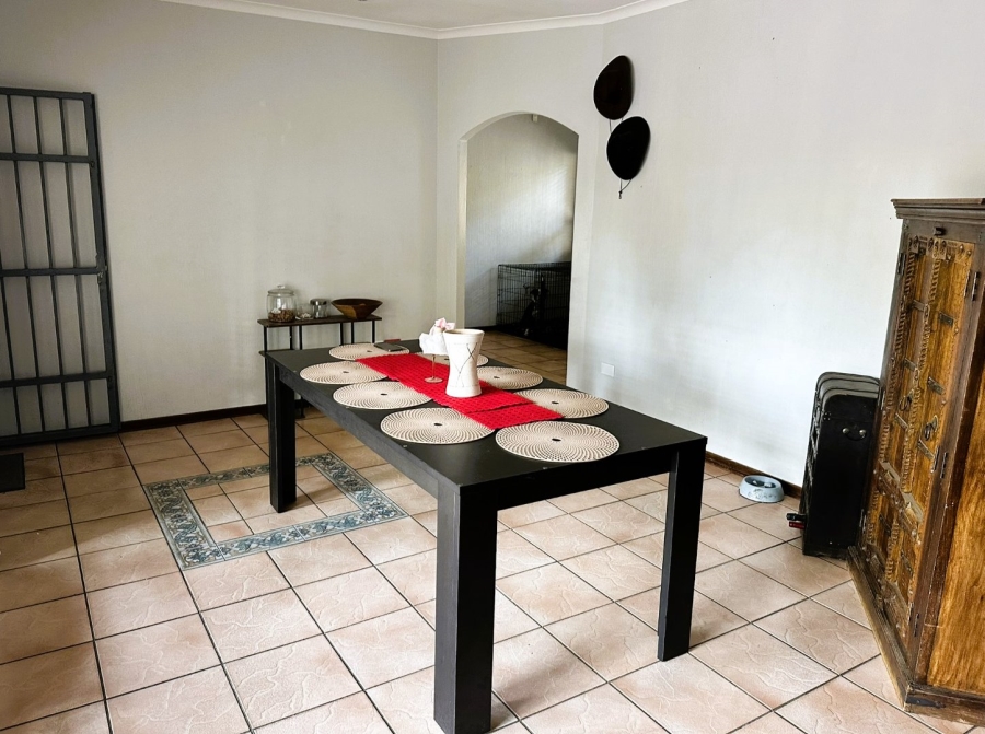 To Let 3 Bedroom Property for Rent in Northwold Gauteng