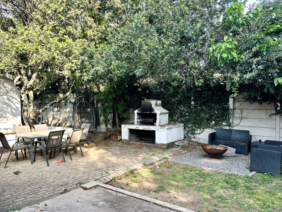 To Let 3 Bedroom Property for Rent in Northwold Gauteng