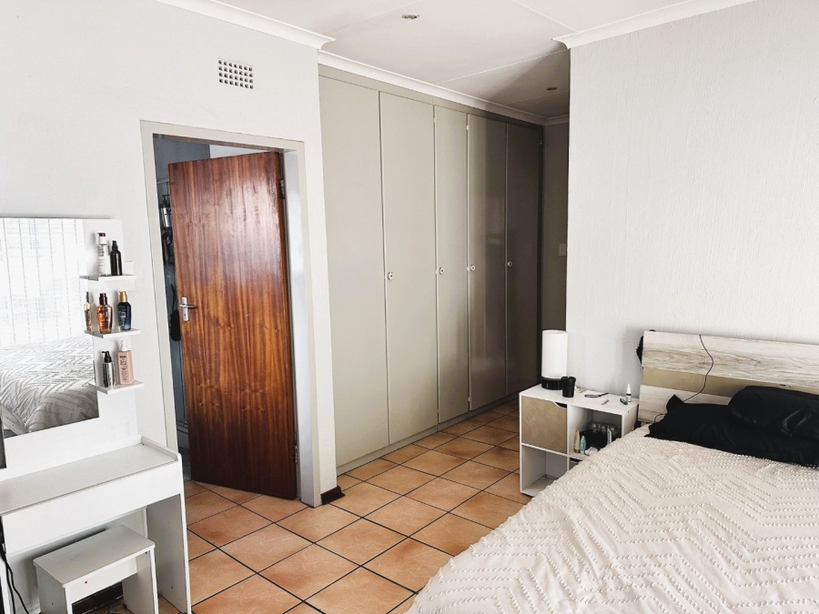 To Let 3 Bedroom Property for Rent in Northwold Gauteng