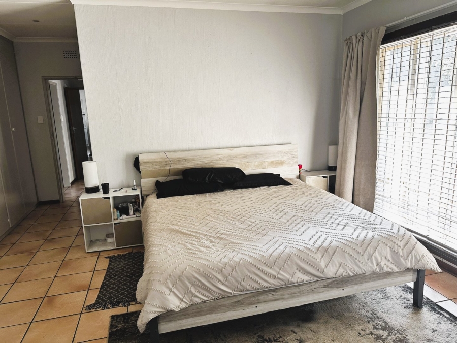 To Let 3 Bedroom Property for Rent in Northwold Gauteng