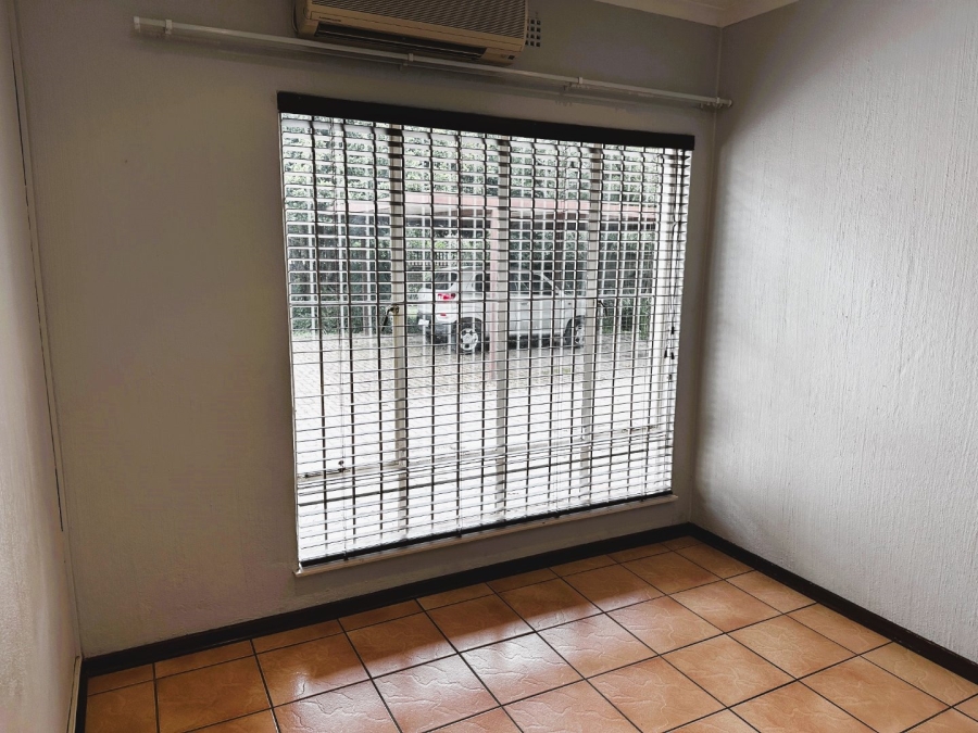 To Let 3 Bedroom Property for Rent in Northwold Gauteng