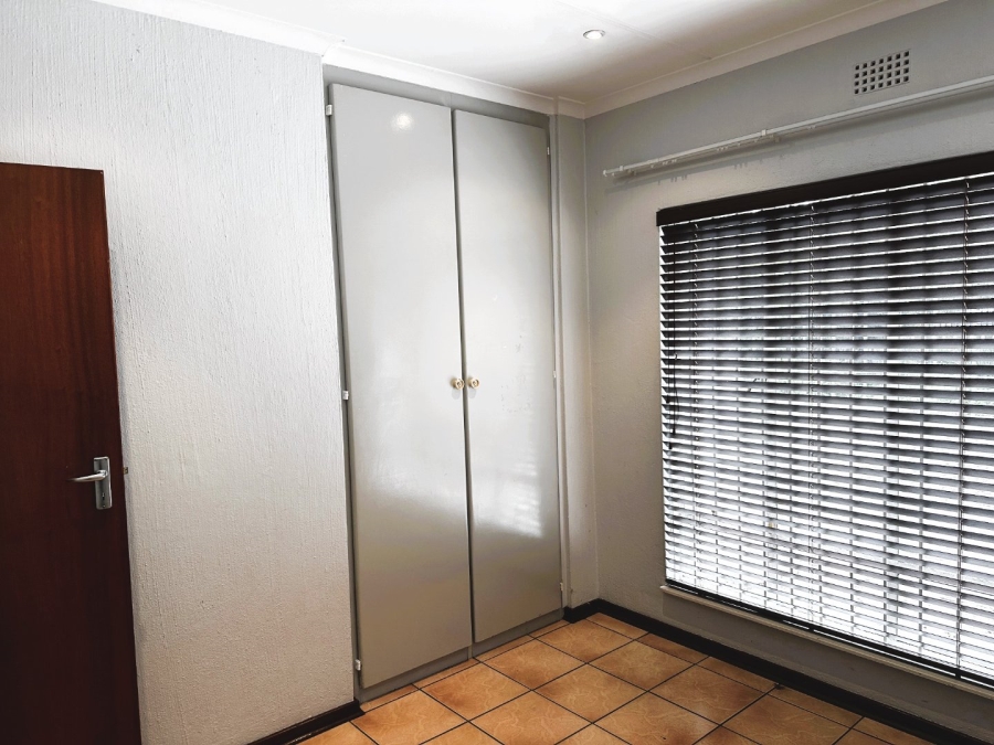 To Let 3 Bedroom Property for Rent in Northwold Gauteng