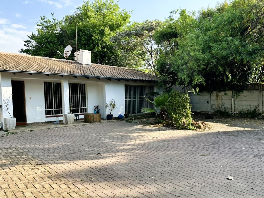 To Let 3 Bedroom Property for Rent in Northwold Gauteng