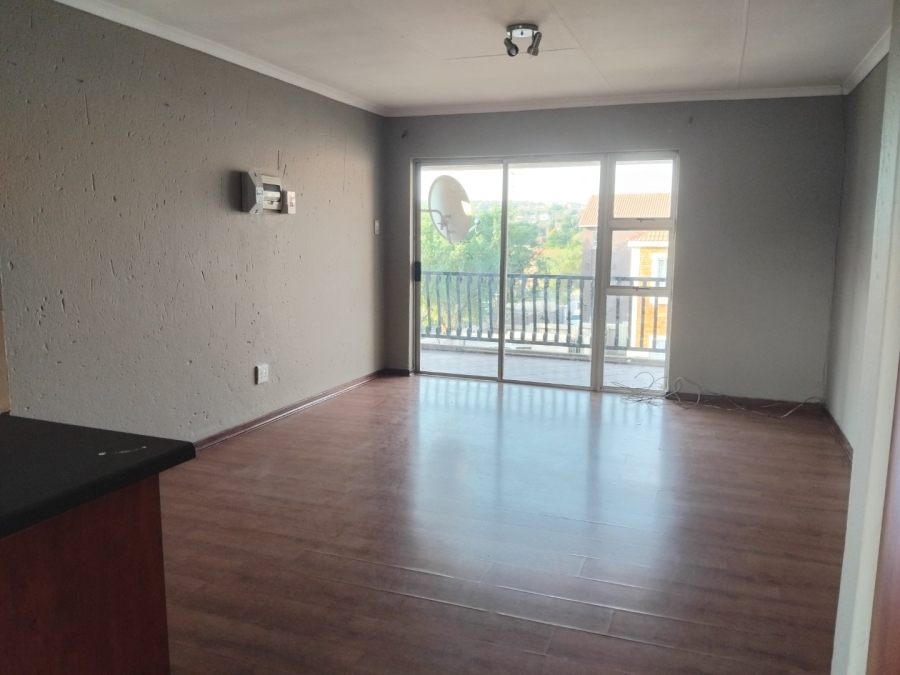 To Let 2 Bedroom Property for Rent in Vorna Valley Gauteng