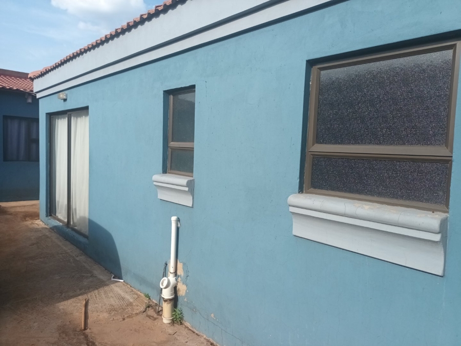 3 Bedroom Property for Sale in Vosloorus Gauteng