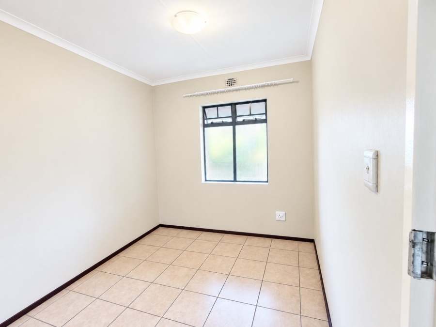 2 Bedroom Property for Sale in Noordwyk Gauteng
