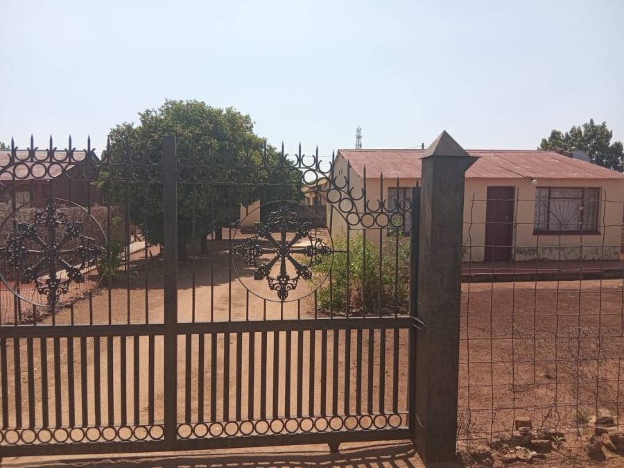 2 Bedroom Property for Sale in Ga-Rankuwa Unit 2 Gauteng