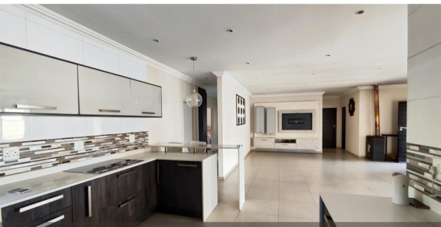 3 Bedroom Property for Sale in Brentwood Park AH Gauteng