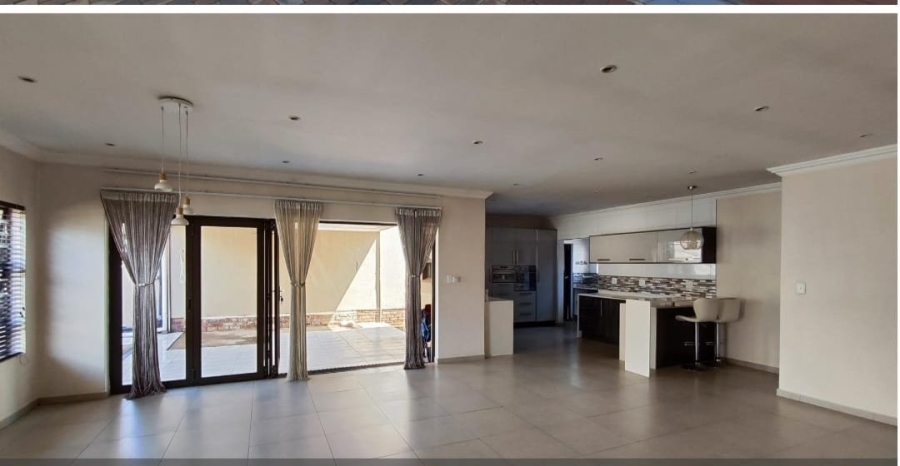 3 Bedroom Property for Sale in Brentwood Park AH Gauteng