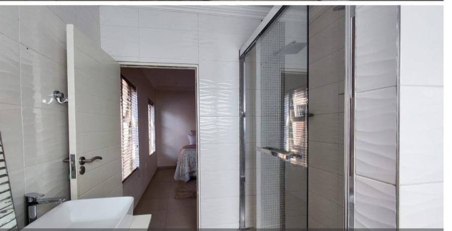 3 Bedroom Property for Sale in Brentwood Park AH Gauteng